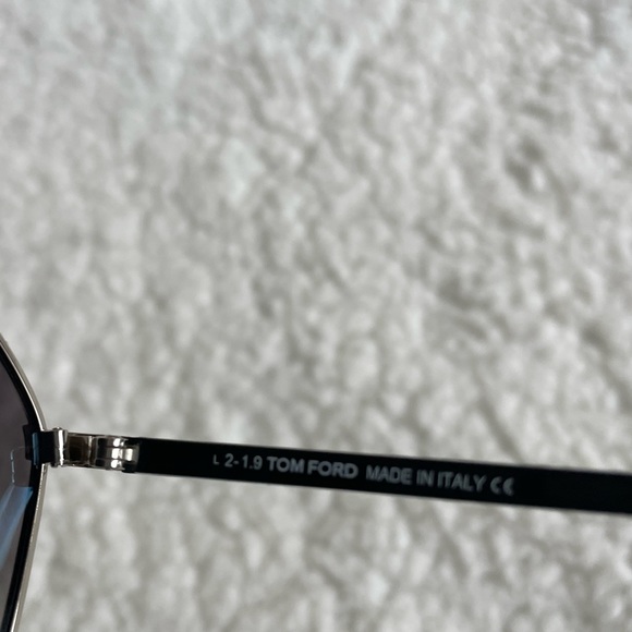 Tom Ford sunglasses - Picture 5 of 6